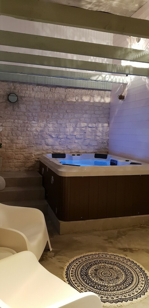 Bed & Breakfast Domaine De Bourgville
