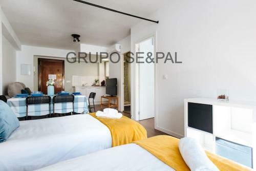 Cder Apartment Center Cathedral And Alc�zar