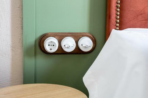 The Honest Hotel
