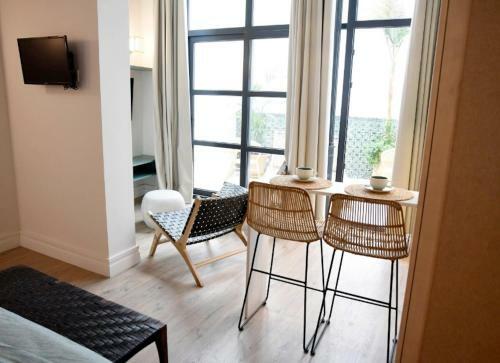 The Honest Hotel