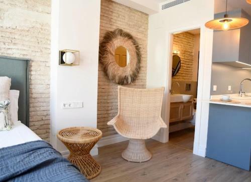 The Honest Hotel