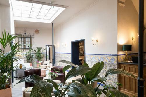 The Honest Hotel