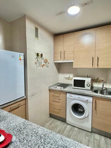 Monkeys Apartments La Campana Suites