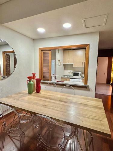 Monkeys Apartments La Campana Suites
