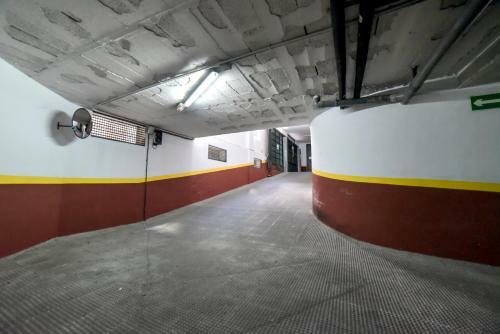 Apartamento Peace, Pool & Parking At Centre
