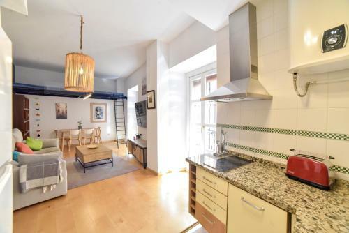 Apartamento Peace, Pool & Parking At Centre