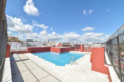 Apartamento Peace, Pool & Parking At Centre