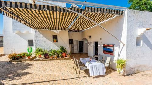 Vi�a Meneses La Puebla De Cazalla By Ruralidays