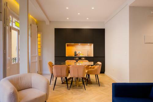 Elegant Apartment - 2 Bd 1 Bth - Center Sevilla