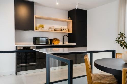 Apartamento Stylish Designer Duplex-3beds 2baths-puerta Carmona Centro