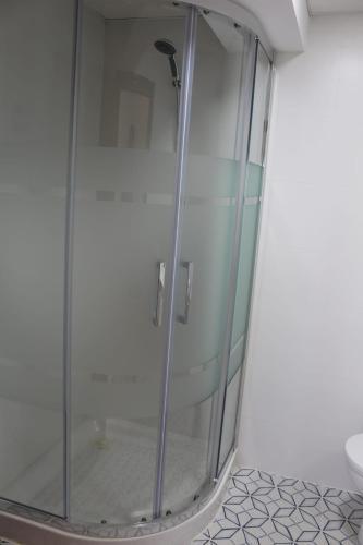 Roch2 - Modern Apartment Near Metro
