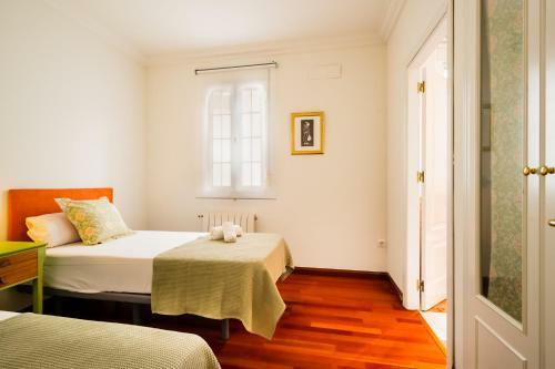 Apartamento Amplio Y Luminoso-2d 2b-triana