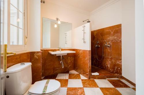 Apartamento Amplio Y Luminoso-2d 2b-triana