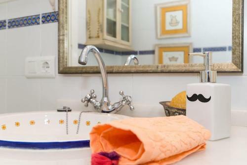 Apartamento Apt. Sierpes-cuna, Wifi, Hvac (vft/se/00239)