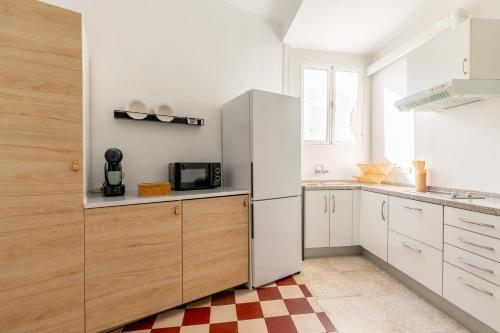 C�ntrico Y Luminoso Apartamento