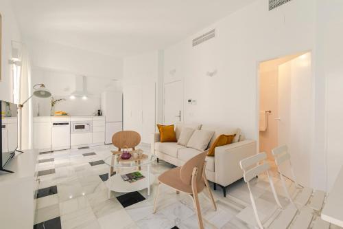 Aurora Terrace Apartments