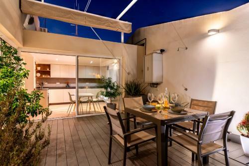 Apartamento C�ntrico Y Luminoso �tico
