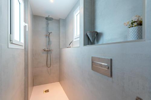 Apartamento C�ntrico Y Luminoso �tico
