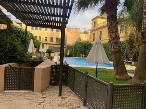 Apartamento Pr�ximo Al Centro De 2 Dormitorios Con Piscina.