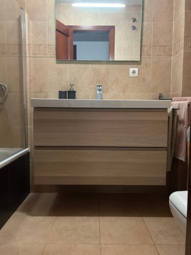 Apartamento Pr�ximo Al Centro De 2 Dormitorios Con Piscina.