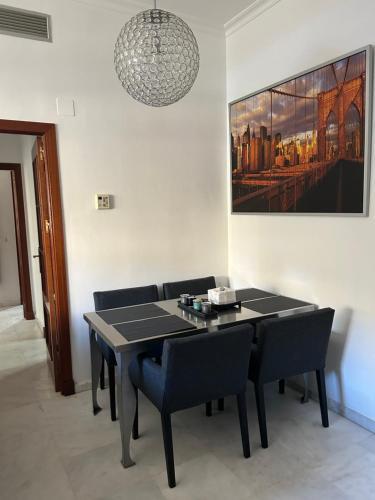 Apartamento Pr�ximo Al Centro De 2 Dormitorios Con Piscina.