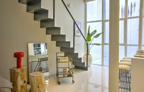 Apartamento Moderno Duplex Sevillano