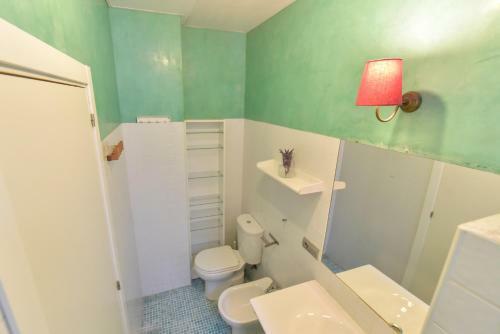 New! Bohemian Center Apartment