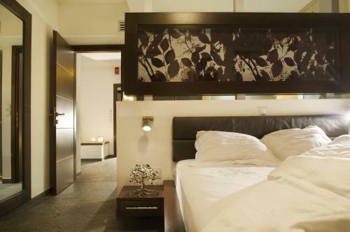 Hotel 12 Months Luxury Resort