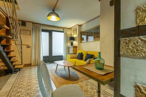 Apartamento Triana Deluxe Duplex By Valcambre