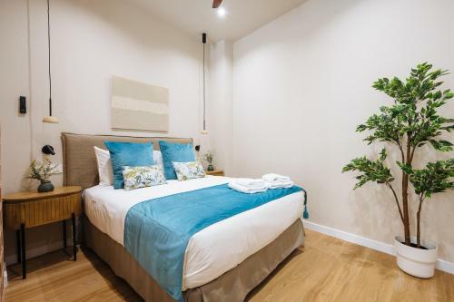 New Hostly Alameda Apartments