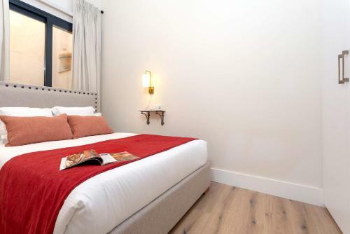 Apartamento Genteel Home Rodrigo Caro