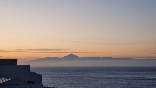 Apartamento Casa Mares�a - Ocean View Penthouse, Terrace & Bbq