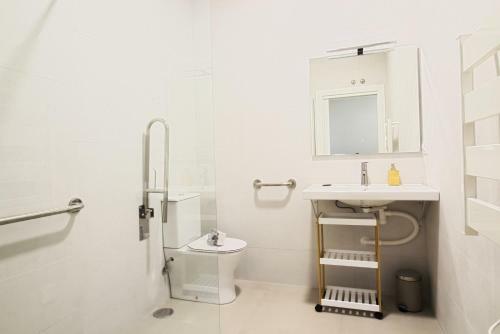 Apartamentos Costa Mer�n