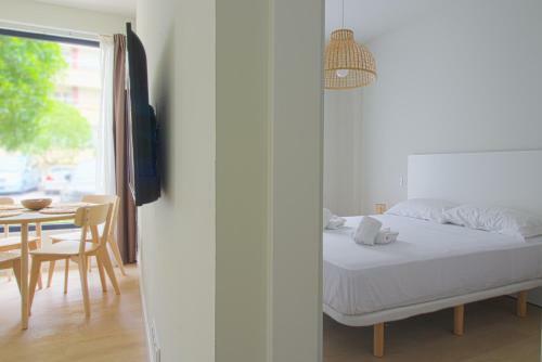 Apartamentos Costa Mer�n