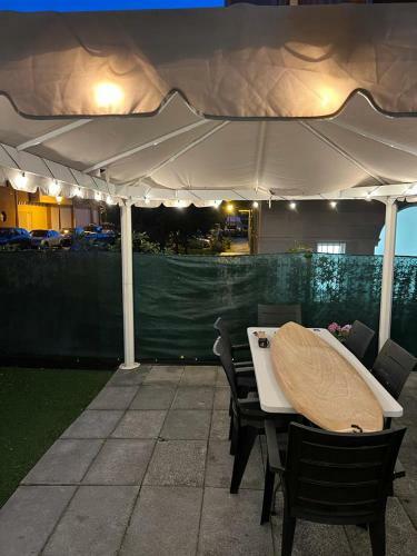 Apartamento En Playa Con Jard�n