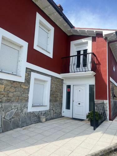 Casa La Ranera De Santillana