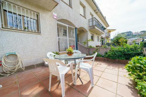 Homeholidaysrentals Anglada - Costa Barcelona