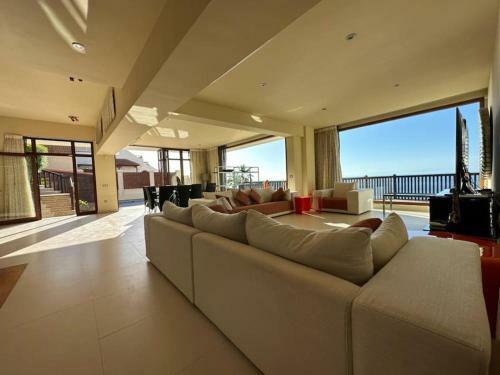 Villa Adelfas 53