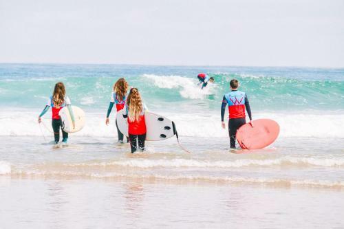 Hostal Escuela De Surf Waves Sound