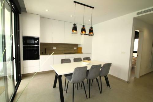Apartamento Elvira Home, Santiago De La Ribera, Aq-156