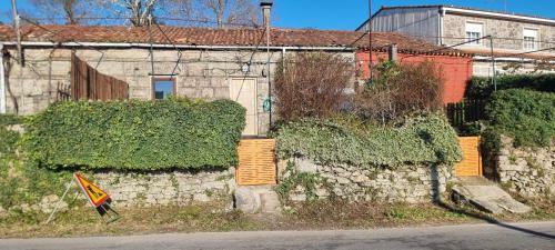 T�pica Casa De Piedra