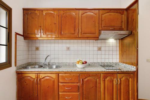Hostal Holiday Cottage Santa Luc�a 2