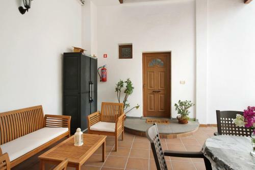 Hostal Holiday Cottage Santa Luc�a 2