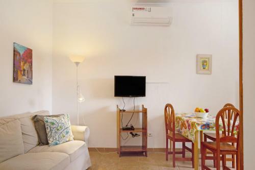 Hostal Holiday Cottage Santa Luc�a 2