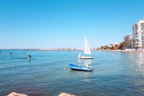 Apartamento C�modo A 300 Metros De La Playa