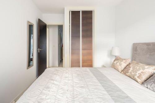 Apartamento Piso En Ribeira, Primera L�nea.