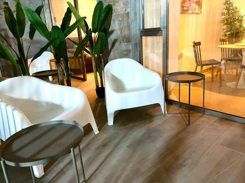 Hostal Santa Pola Suites