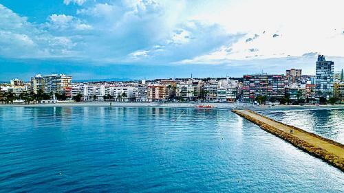 Hostal Santa Pola Suites