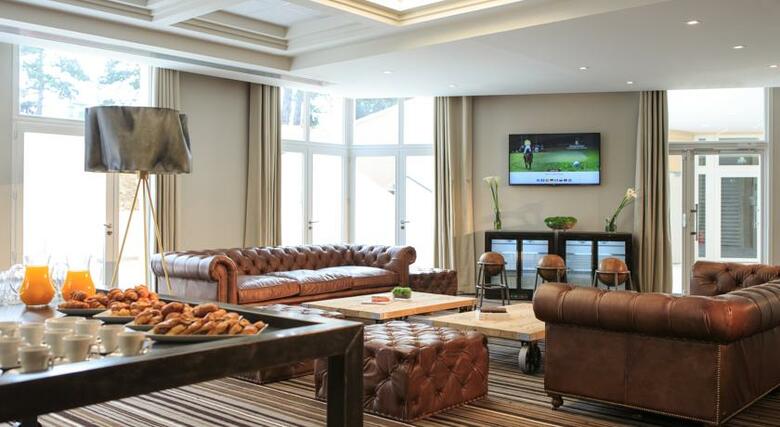 Hotel Renaissance Paris Hippodrome De Saint-cloud