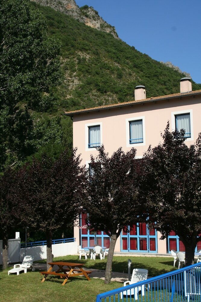 Tonic Hotel